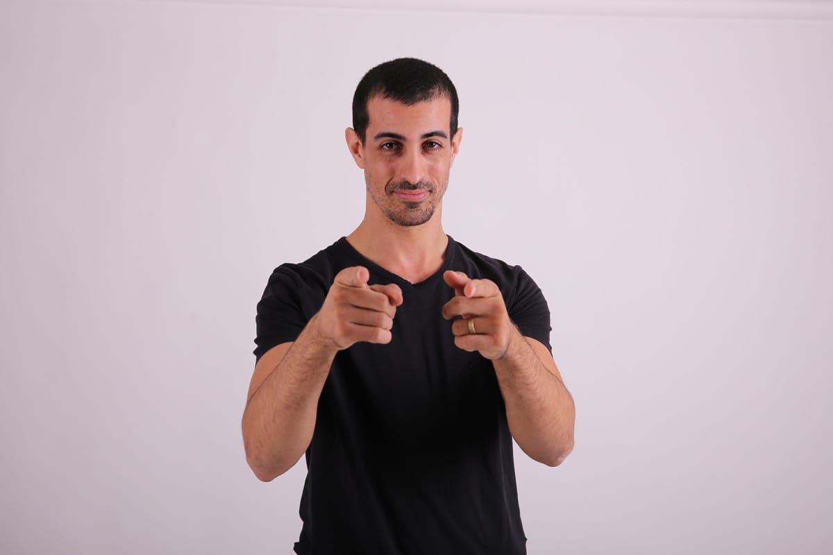 Portrait of Noah Bennett